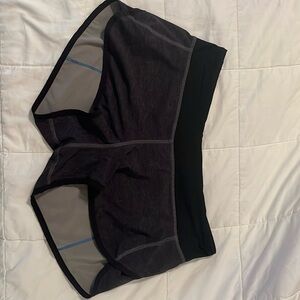 Low rise Lululemon Speed Up Shorts